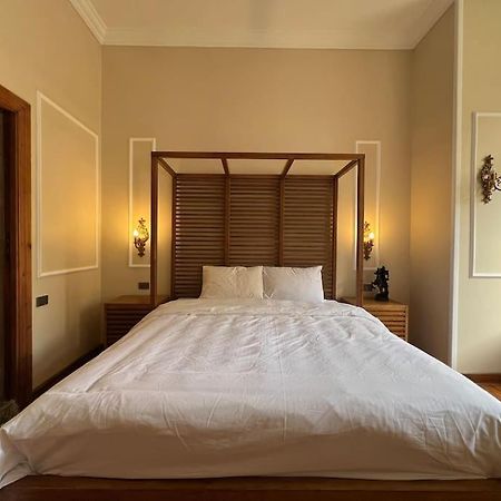 Authentic 3Br Apartment In Downtown, El Cairo Exterior foto