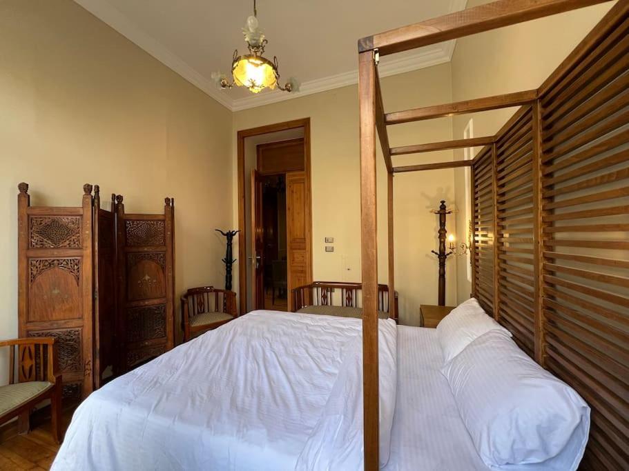 Authentic 3Br Apartment In Downtown, El Cairo Exterior foto