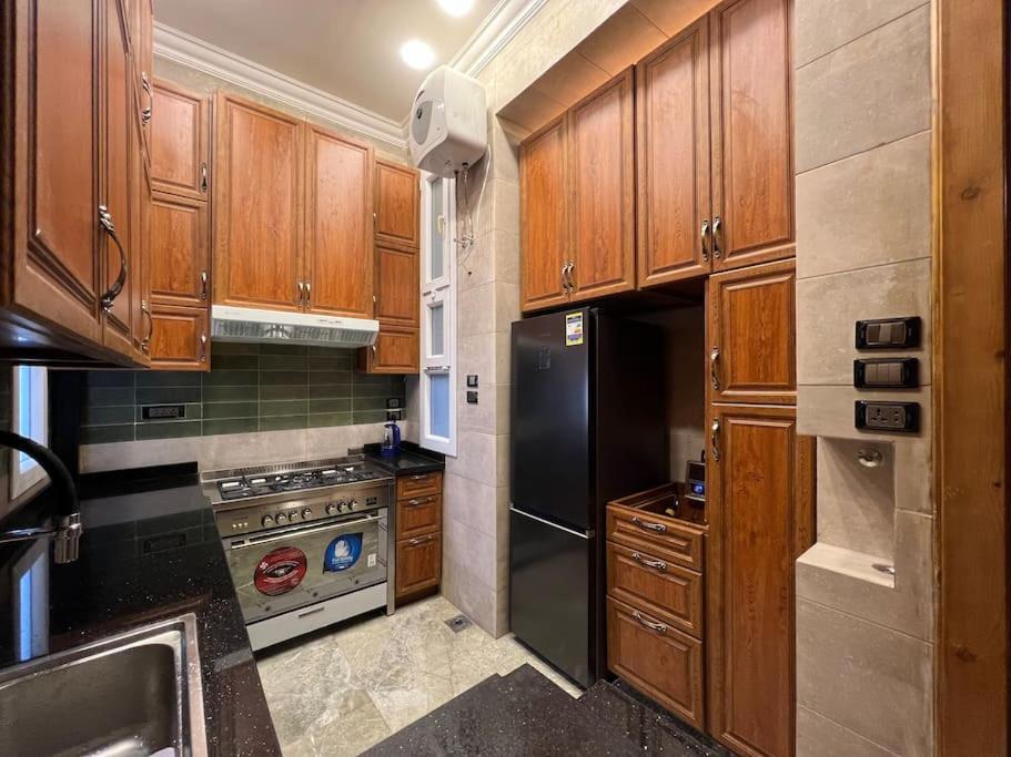 Authentic 3Br Apartment In Downtown, El Cairo Exterior foto